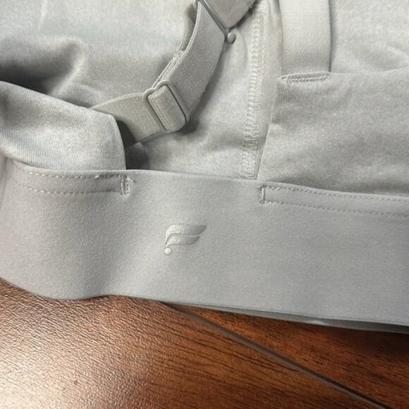 NWT Fabletics XS Padded Sports Bra Gray - Picture 6 of 6